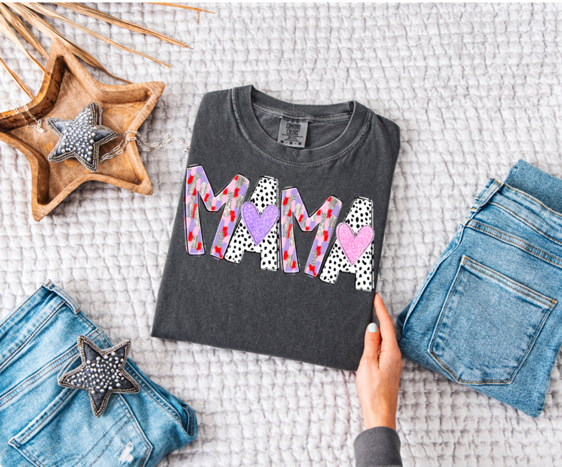 Mama heart cc t-shirt on Pepper